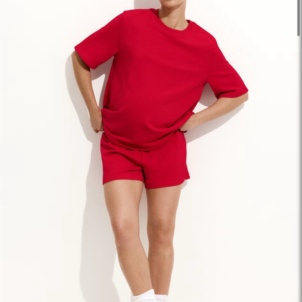 H&M MAMA maternity baby shower BEFORE & AFTER 2-PIECE SET T shirt short set red